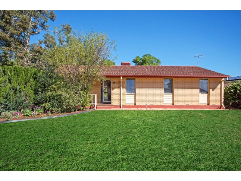 19 Koongarra Crescent, Munno Para SA 5115