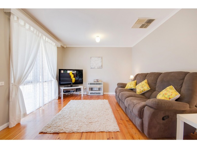 19 Koongarra Crescent, Munno Para SA 5115