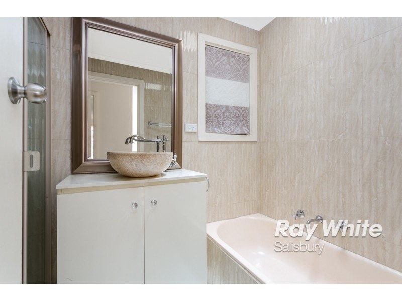 10 Onkaparinga Drive, Salisbury SA 5108