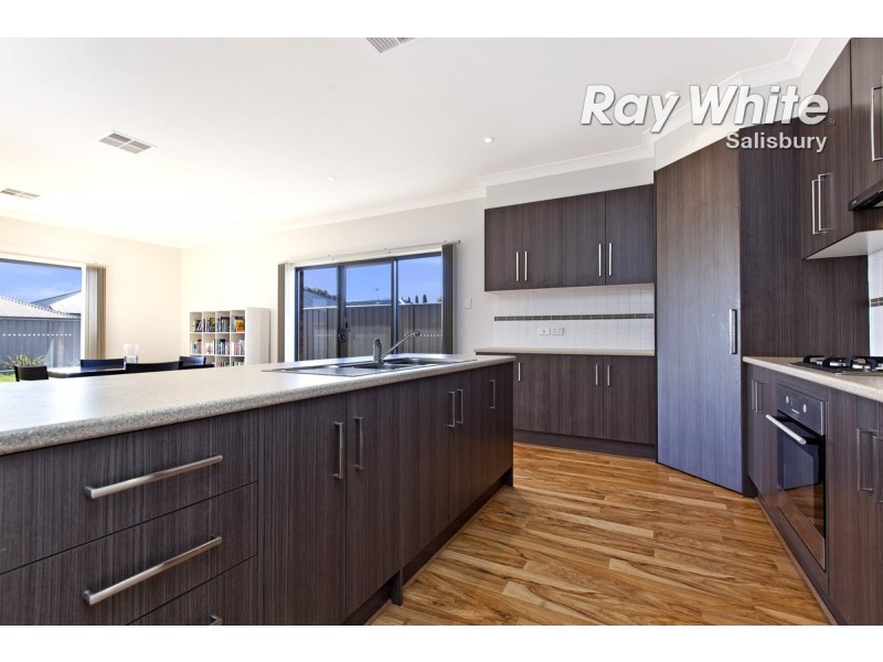 19 Burwood Road, Munno Para West SA 5115