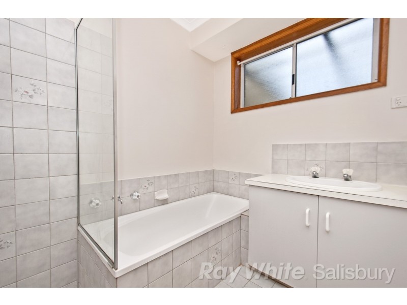 6 Prescott Close, Paralowie SA 5108