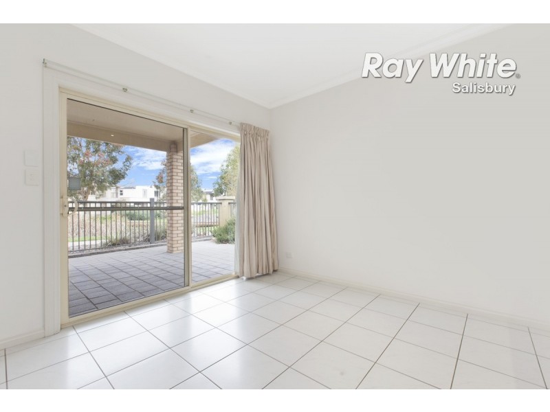 10 Mowbray Street, Mawson Lakes SA 5095