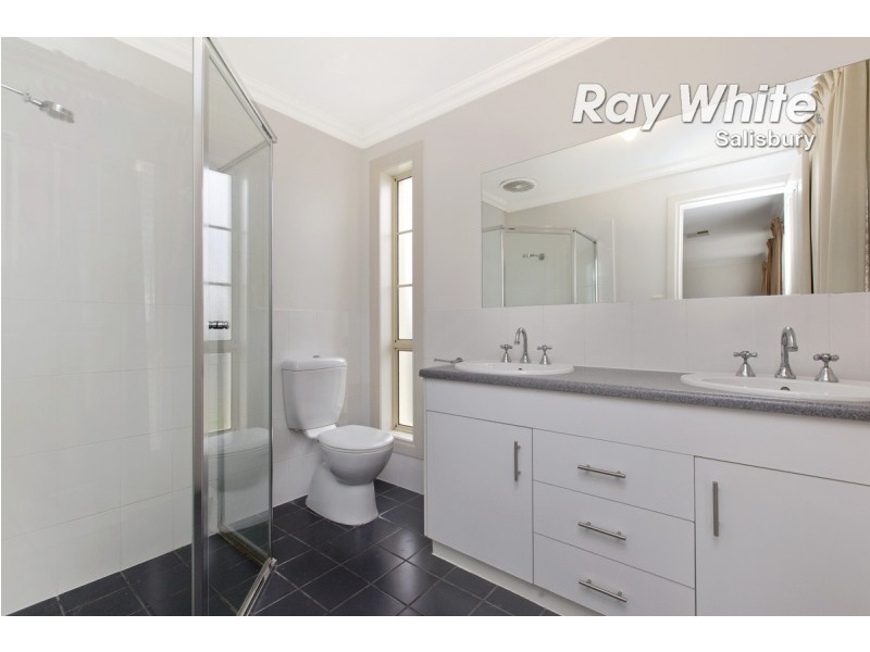 10 Mowbray Street, Mawson Lakes SA 5095