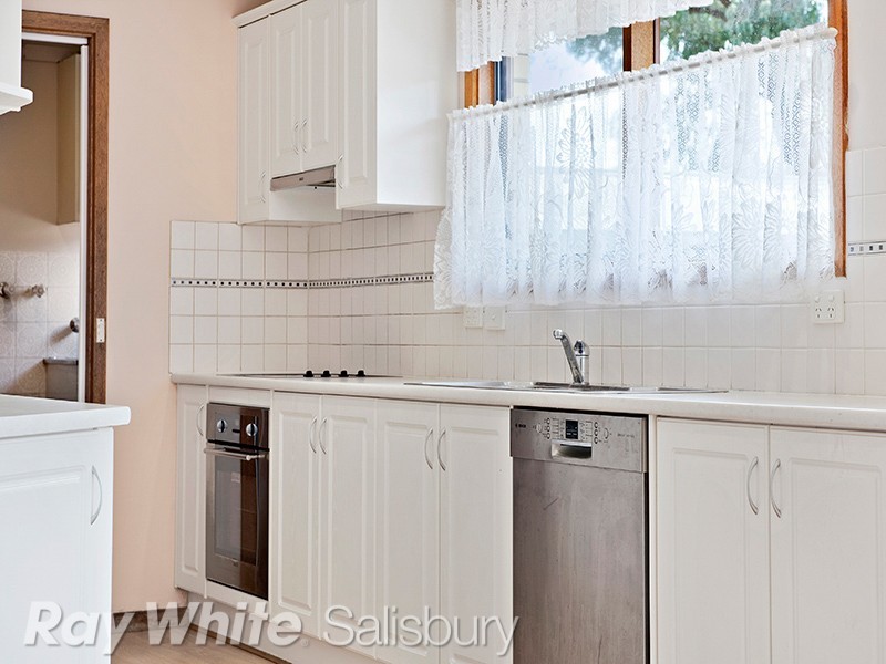 23 Deptford Street, Elizabeth Grove SA 5112