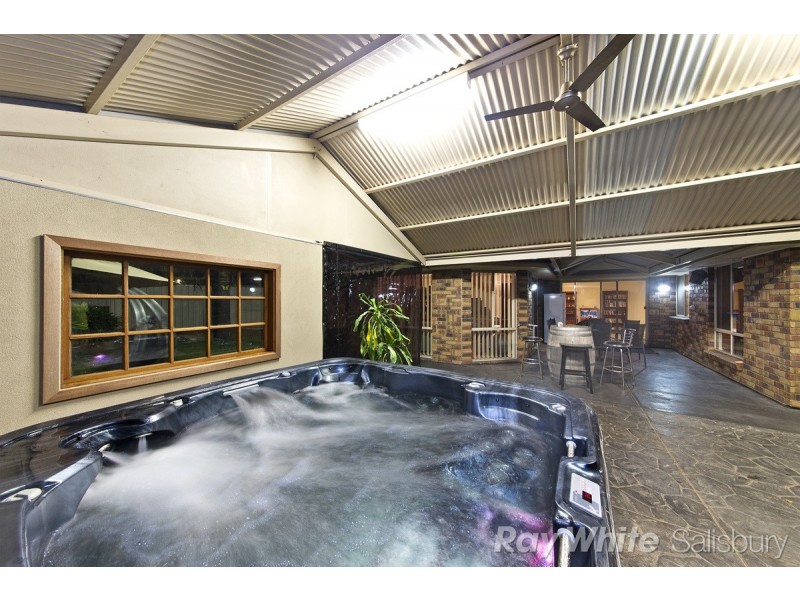 8 Rockley Court, Hillbank SA 5112