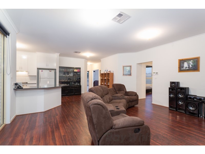 1 Leicester Grove, Andrews Farm SA 5114