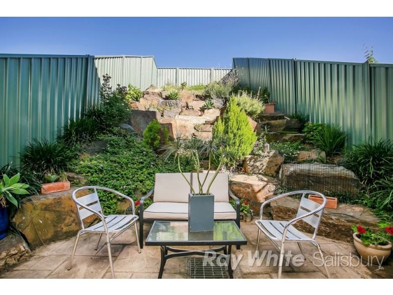 39 Macmillan Avenue, Mawson Lakes SA 5095