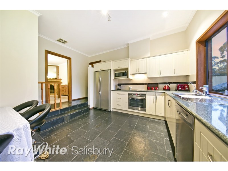 23 Ferrier Avenue, Fairview Park SA 5126