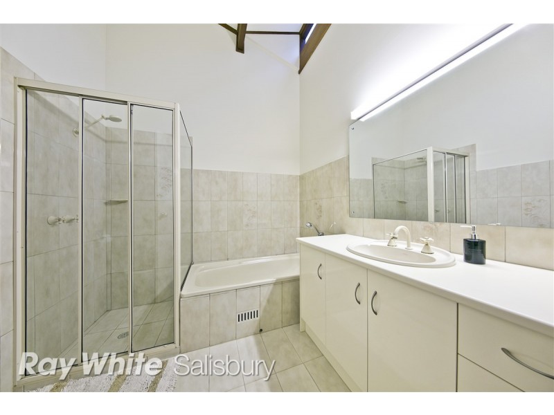 23 Ferrier Avenue, Fairview Park SA 5126