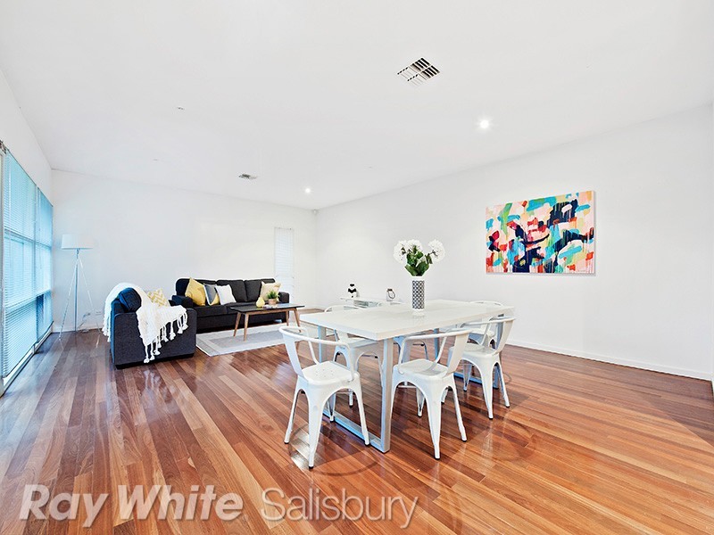 9 Lakewood Court, Mawson Lakes SA 5095