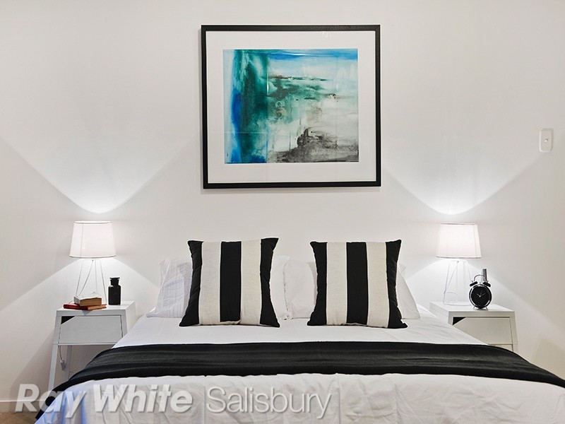 9 Lakewood Court, Mawson Lakes SA 5095