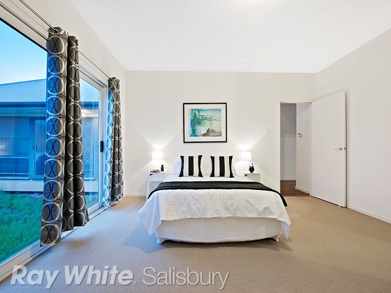 9 Lakewood Court, Mawson Lakes SA 5095