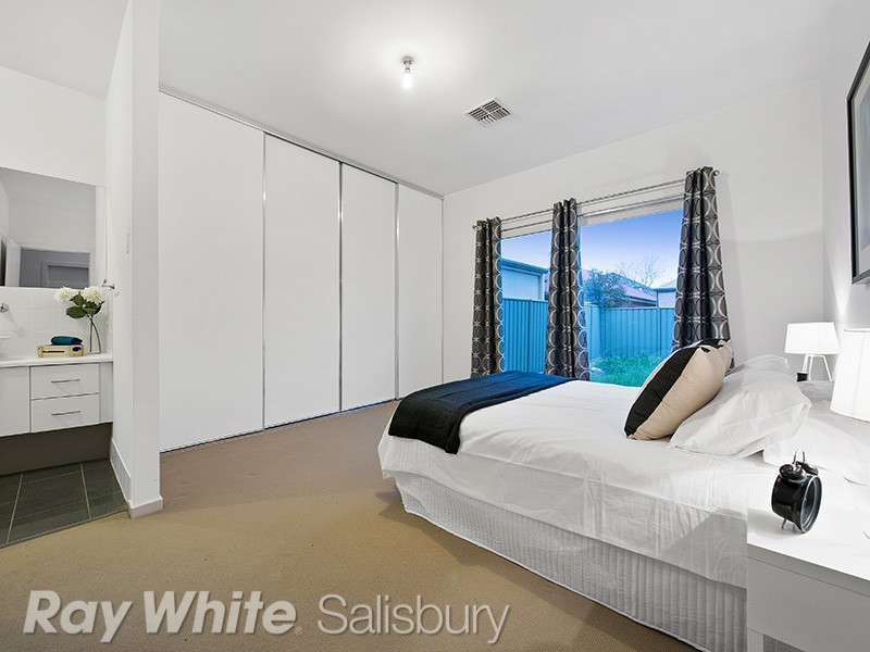 9 Lakewood Court, Mawson Lakes SA 5095