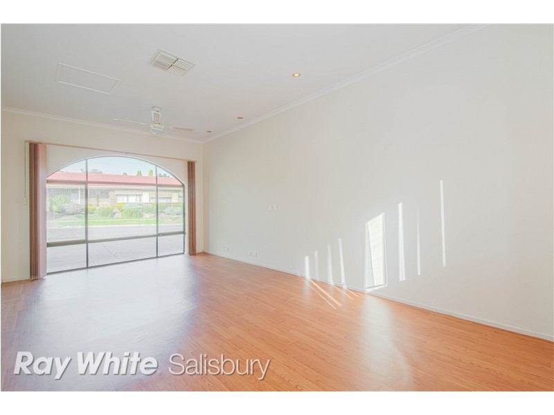 12 Norwich Road, Salisbury East SA 5109