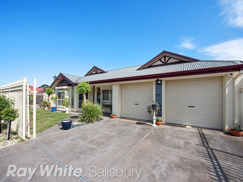 12 Carmelina Court, Parafield Gardens SA 5107