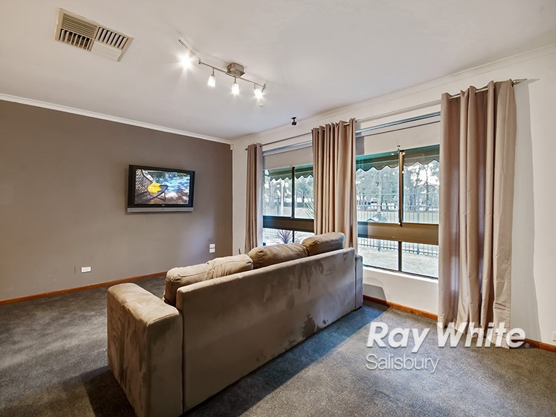 18 The Pines Grove, Paralowie SA 5108