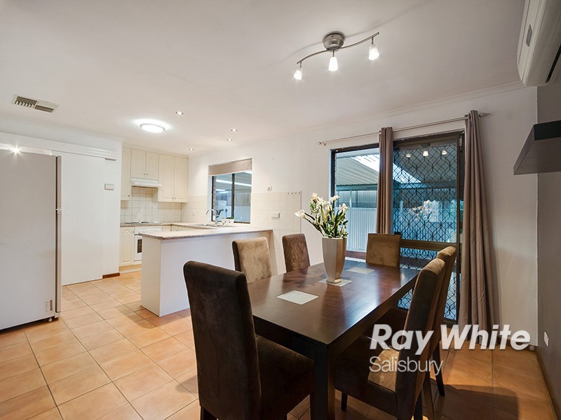 18 The Pines Grove, Paralowie SA 5108
