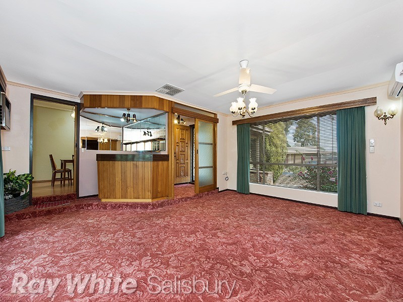 18 Adaleigh Avenue, Salisbury East SA 5109