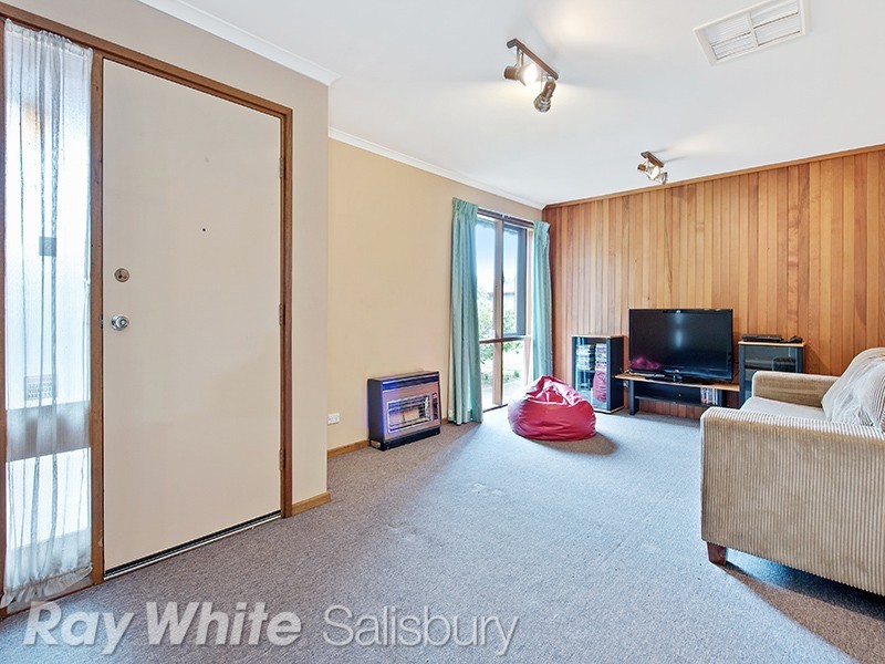 15 Sharon Avenue, Parafield Gardens SA 5107