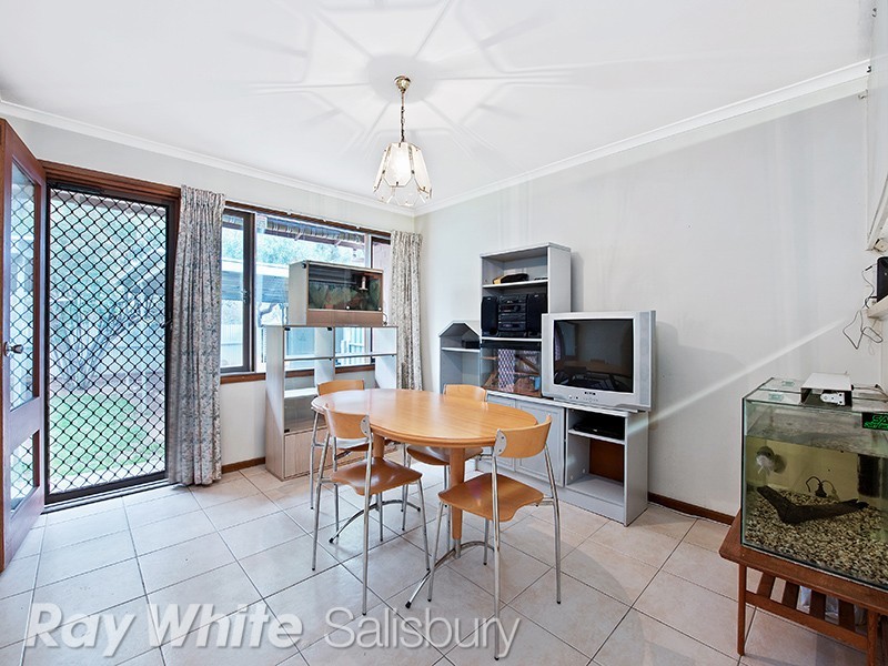 15 Sharon Avenue, Parafield Gardens SA 5107