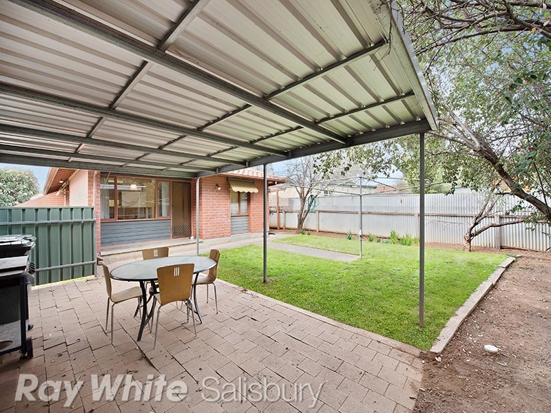 15 Sharon Avenue, Parafield Gardens SA 5107