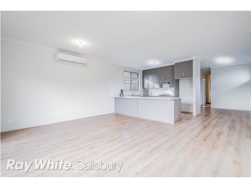 34 County Street, Hillcrest SA 5086