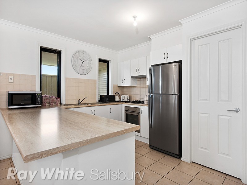 6 Blossom Court, Direk SA 5110