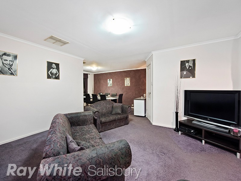 18 Heron Avenue, Parafield Gardens SA 5107