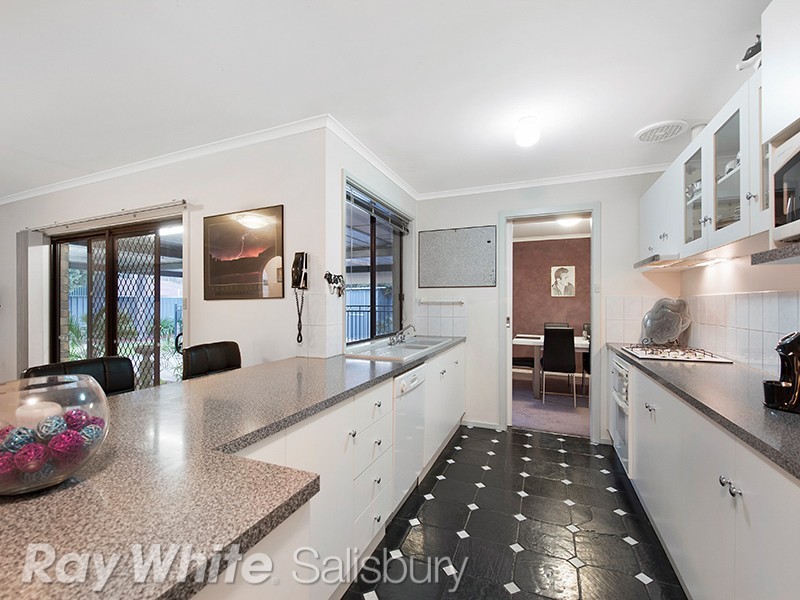 18 Heron Avenue, Parafield Gardens SA 5107