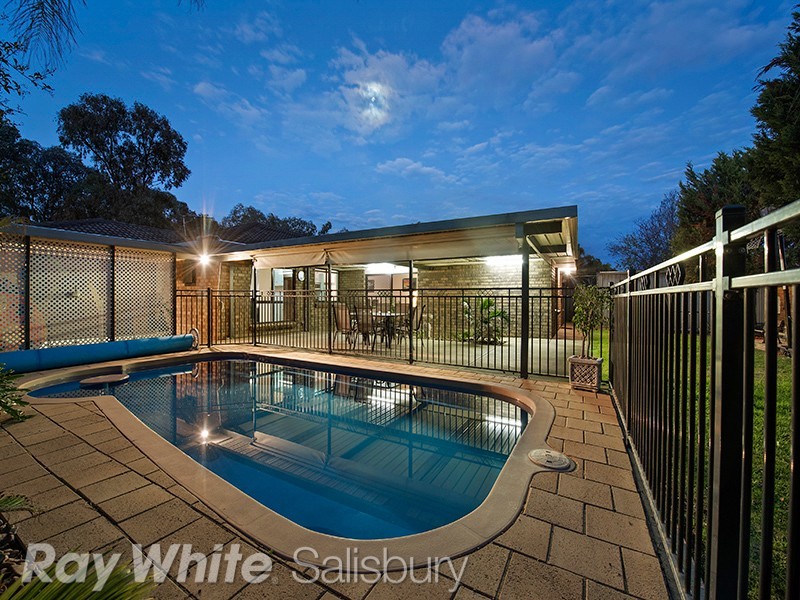 18 Heron Avenue, Parafield Gardens SA 5107