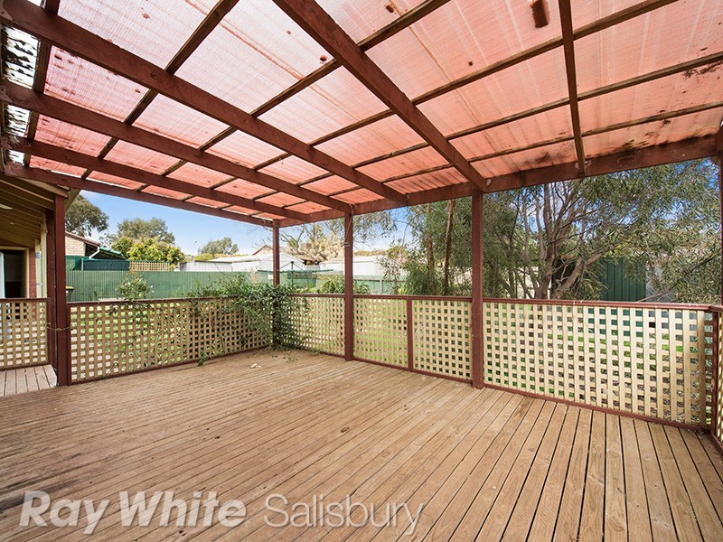 4 Carrama Crescent, Munno Para SA 5115