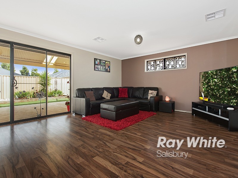 7 Carode Street, Munno Para SA 5115