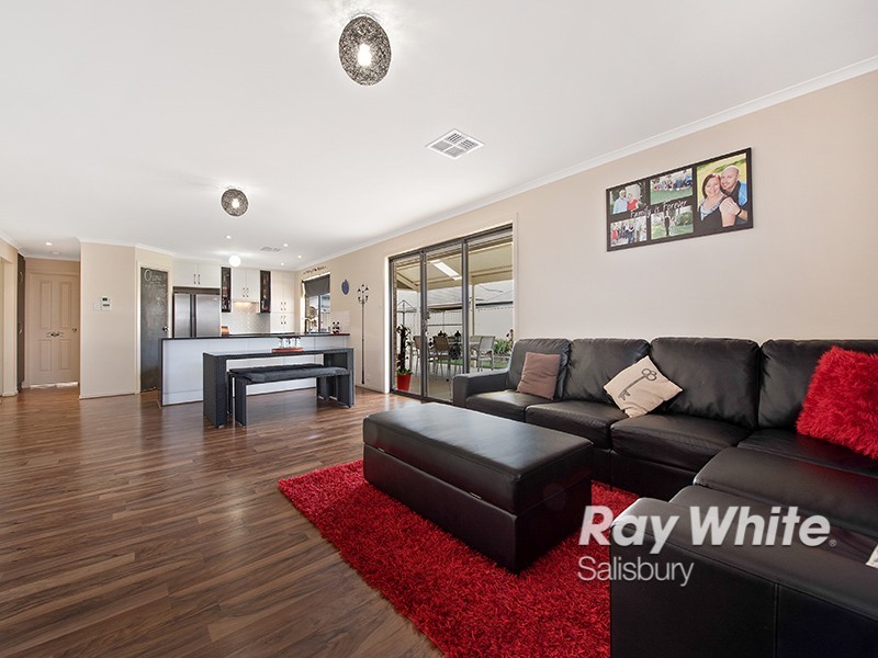 7 Carode Street, Munno Para SA 5115