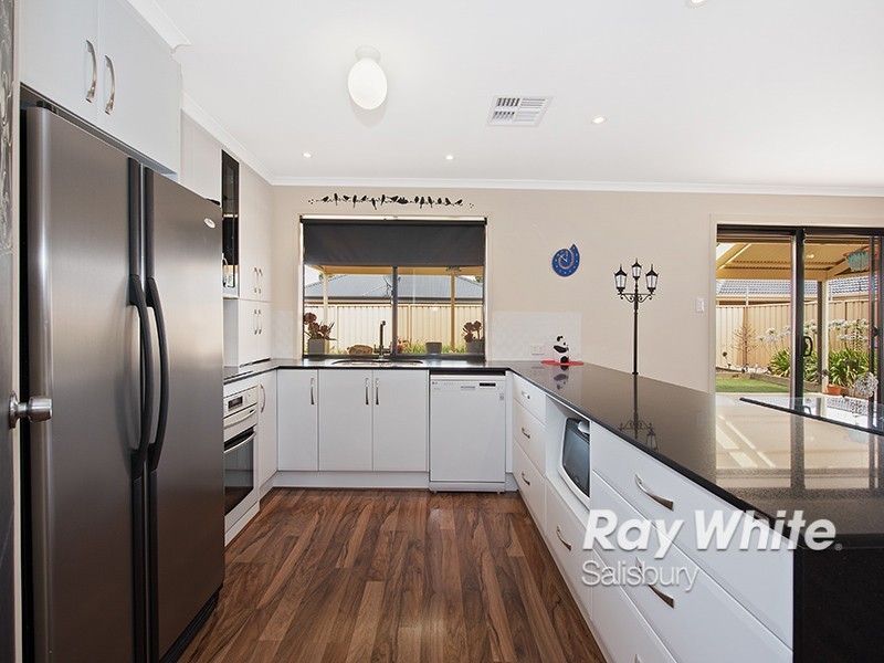 7 Carode Street, Munno Para SA 5115