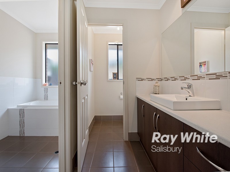 7 Carode Street, Munno Para SA 5115