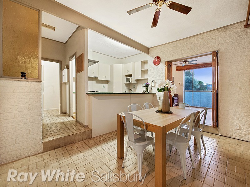18 Myall Road, Para Hills SA 5096