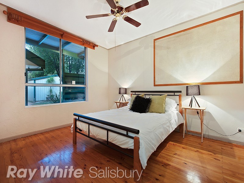 18 Myall Road, Para Hills SA 5096