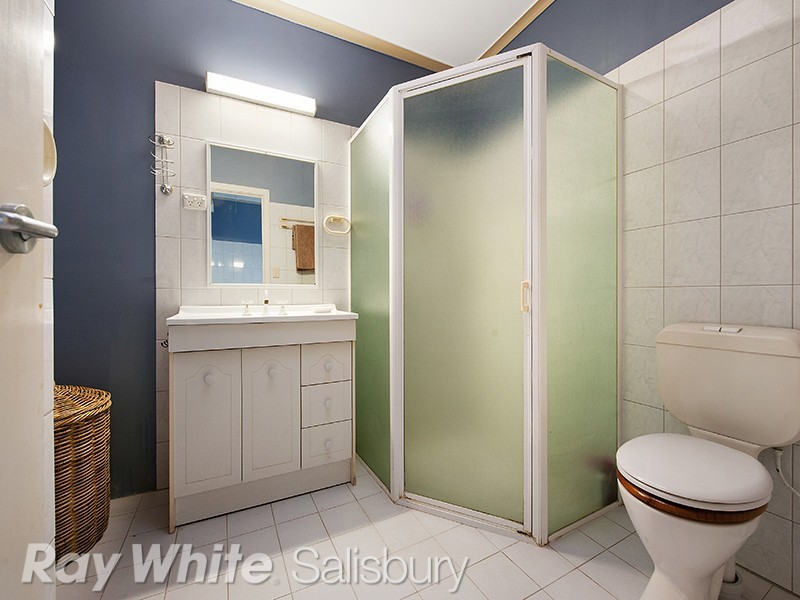 18 Myall Road, Para Hills SA 5096