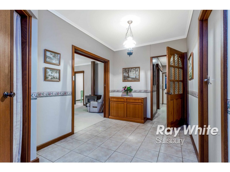 25 Weemala Road, Salisbury East SA 5109