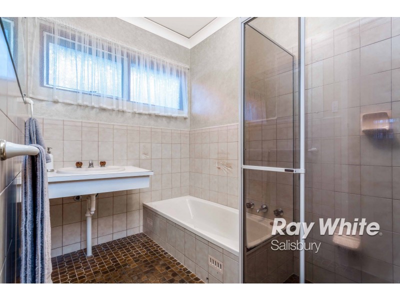 25 Weemala Road, Salisbury East SA 5109