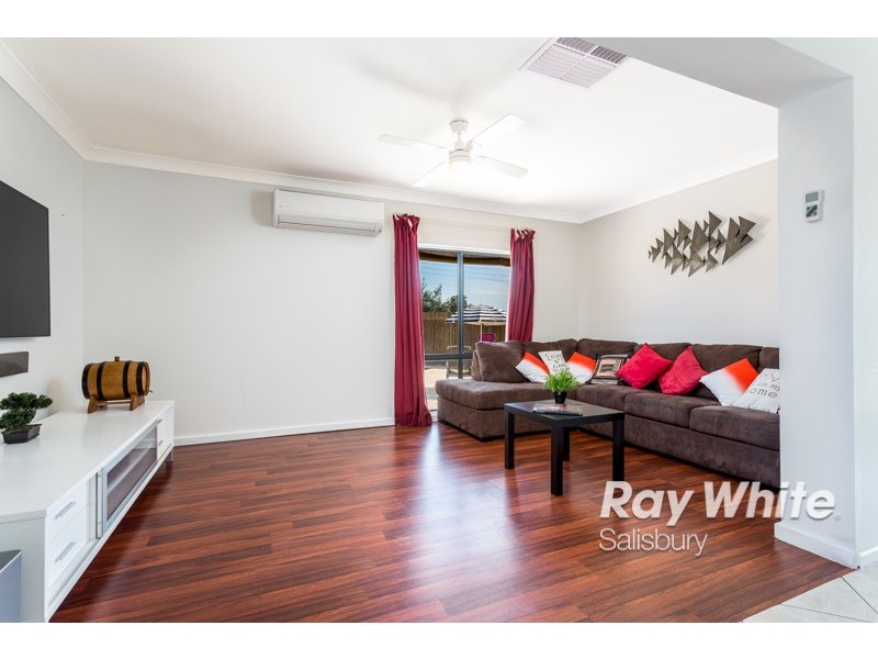 8 Fonda Court, Paralowie SA 5108