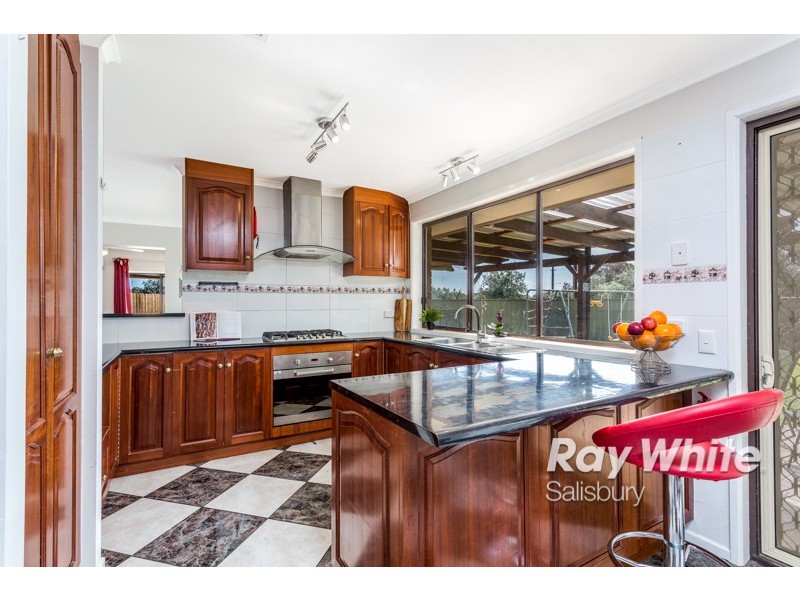 8 Fonda Court, Paralowie SA 5108