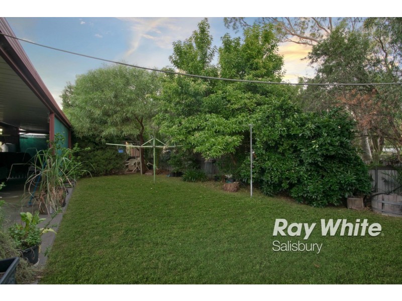 17 Lincoln Avenue, Salisbury East SA 5109