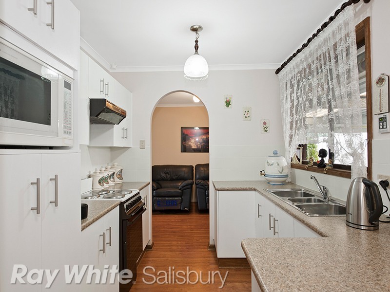22 Window Road, Willaston SA 5118