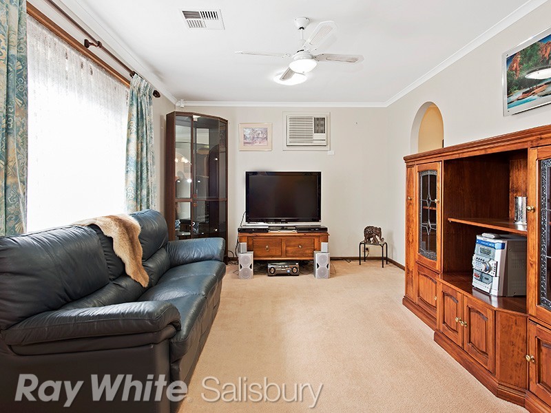 22 Window Road, Willaston SA 5118