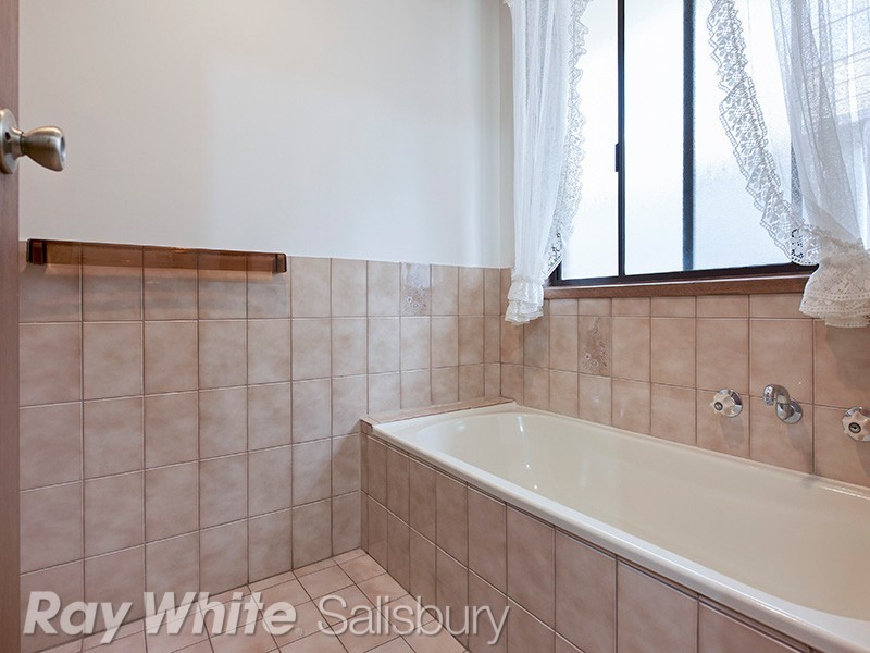 22 Window Road, Willaston SA 5118