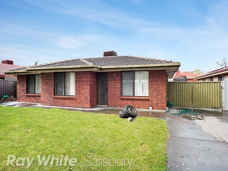33 Magdalena Crescent, Paralowie SA 5108