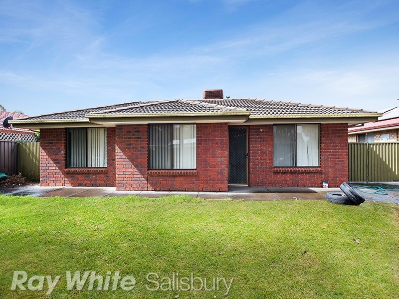 33 Magdalena Crescent, Paralowie SA 5108