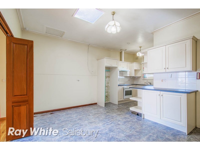 51 Mahood Street, Elizabeth Grove SA 5112