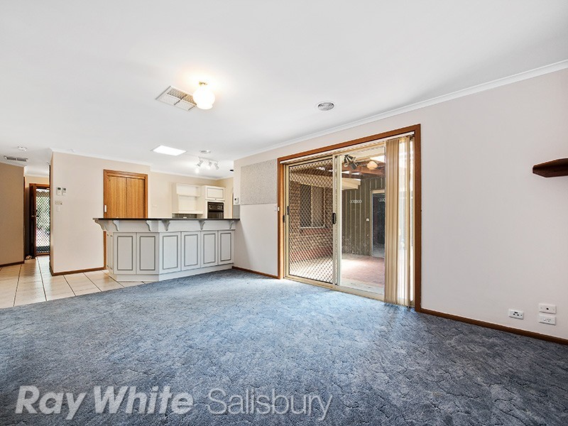 122 Liberator Drive, Paralowie SA 5108